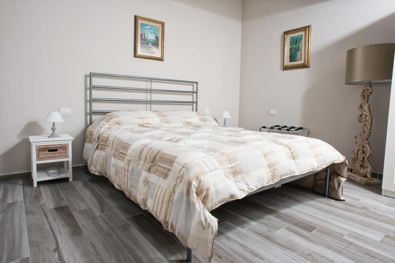 Orsini Family Deluxe Apartment By Mamo Florence Exterior photo